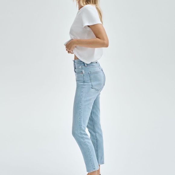 COPY - Aritzia denim forum yoko high rise light blue wash jeans, size 24 - Picture 12 of 12